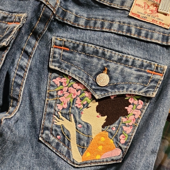 True Religion Denim - True Religion Embroidered Denim Jeans Size 31